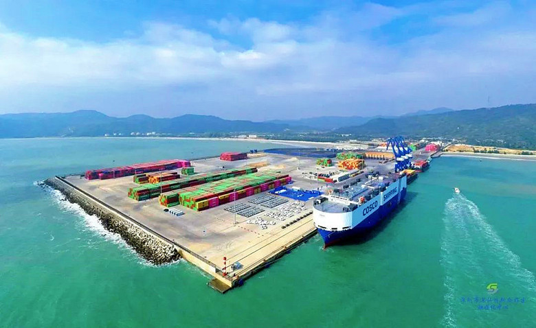 深圳港小漠港区货物吞吐量突破100万吨