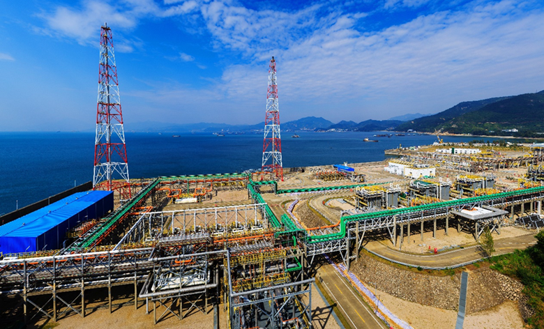 广东大鹏LNG投入商业运营十五周年1